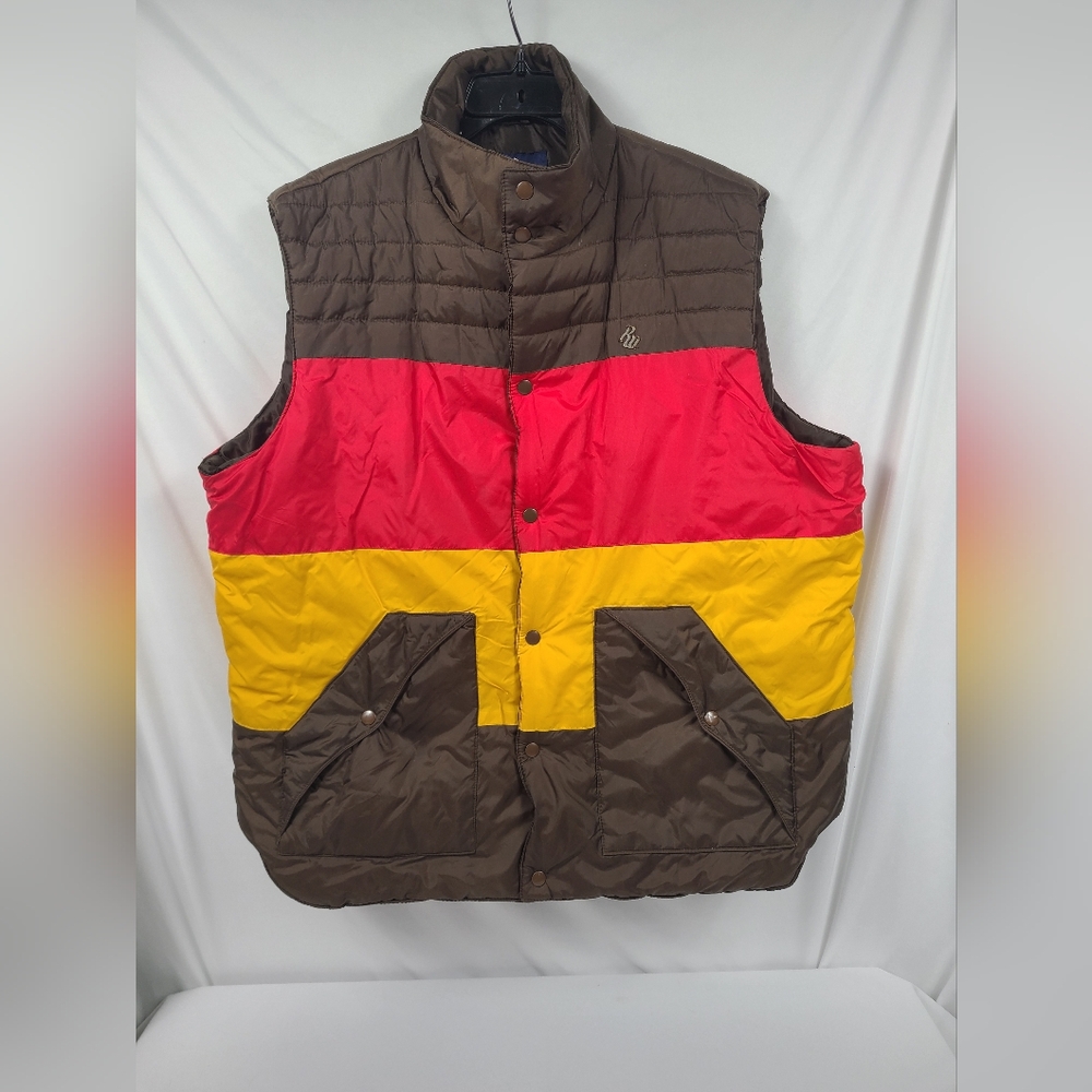 Rocawear Mens Red Brown Yellow Puffer Vest Size 2XL Button Down